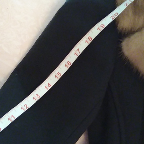 Ladies full length coat - Picture 10 of 16